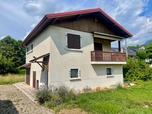 Maison à  Aix-les-Bains (73100), 3 pièces