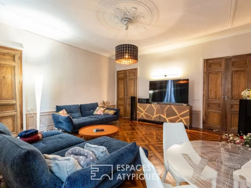 Appartement à  Chambéry (73000), 8 pièces